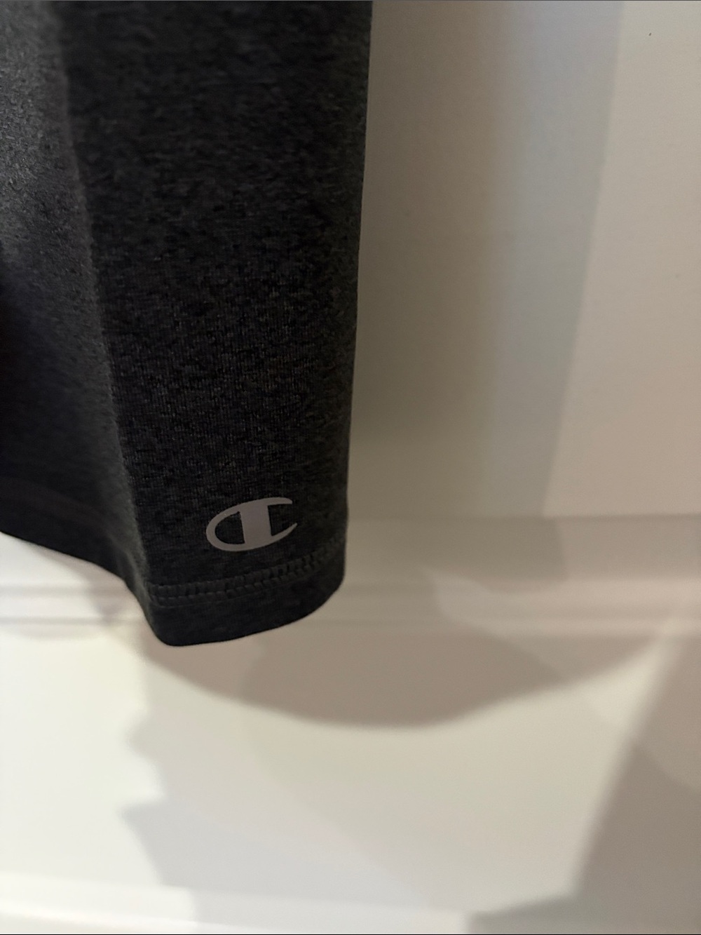 Champion capris - Picture 2 of 3